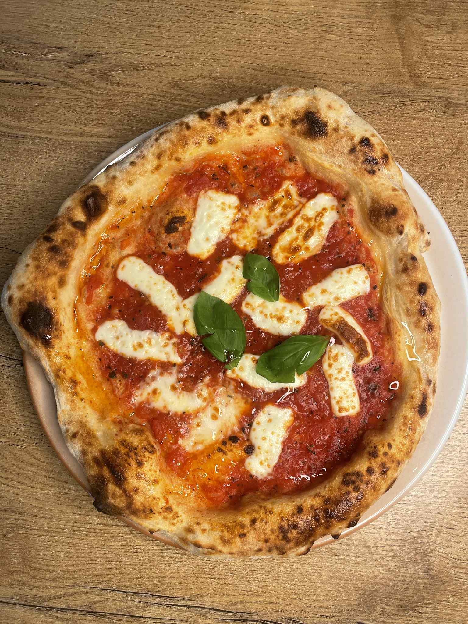 Margherita pizza